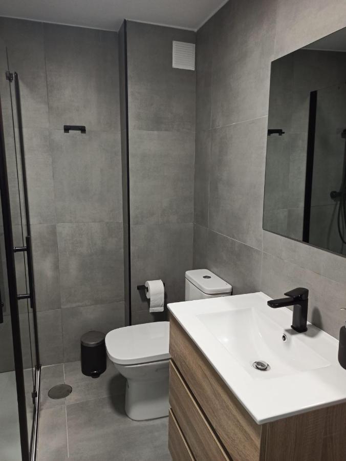Carihuela Nucleo Cristal Apartment Torremolinos Ngoại thất bức ảnh