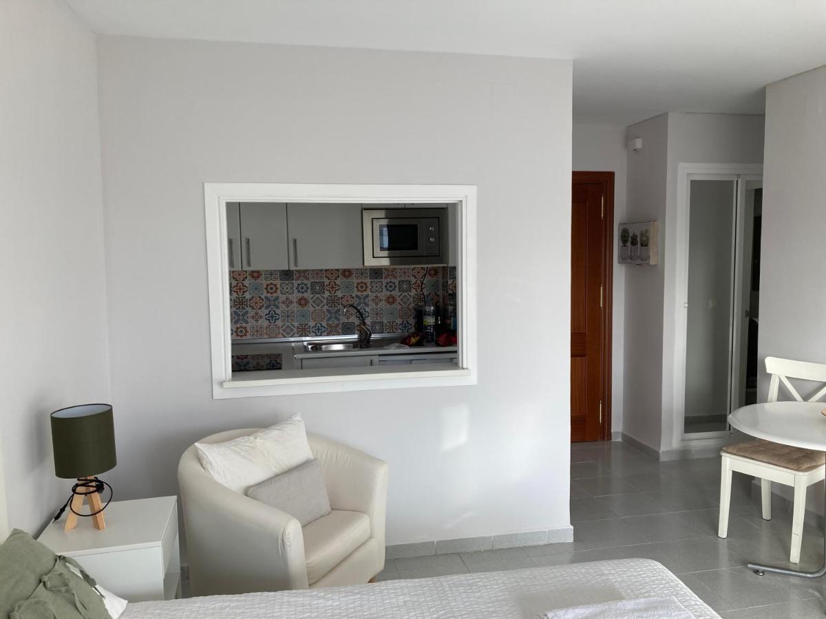 Carihuela Nucleo Cristal Apartment Torremolinos Ngoại thất bức ảnh