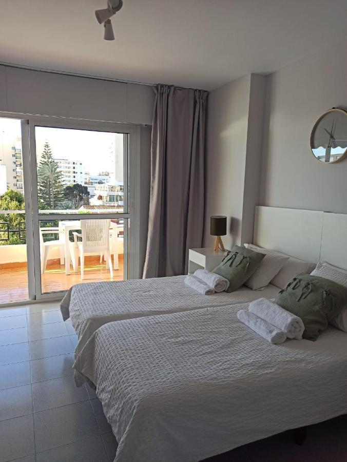 Carihuela Nucleo Cristal Apartment Torremolinos Ngoại thất bức ảnh